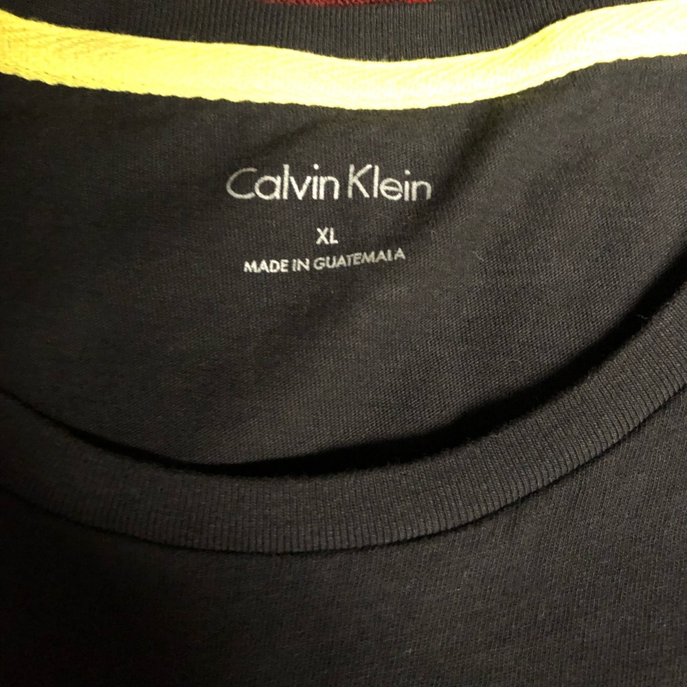 Calvin Klein t shirt